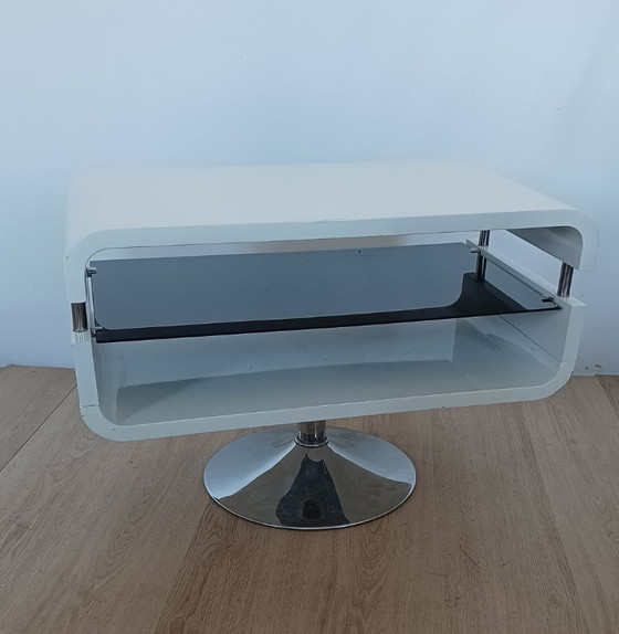 Space Age TV or Side Table – TV furniture, Glass, Metal (photo 10 of 11)