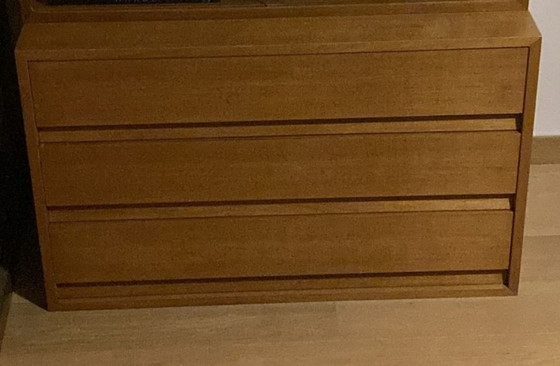 Image 1 of Vitrine Van den Berghe-Pauvers – bois massif – classique du design belge