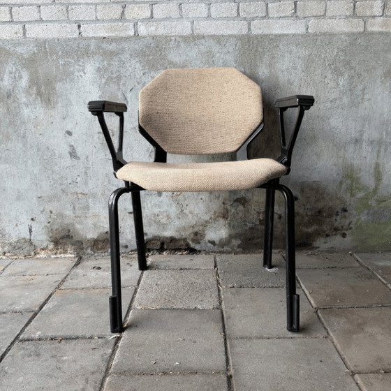 Image 1 of Set aus 6 Designstühlen (achteckig) + 2 Tischen - Fröscher, 1980er Jahre