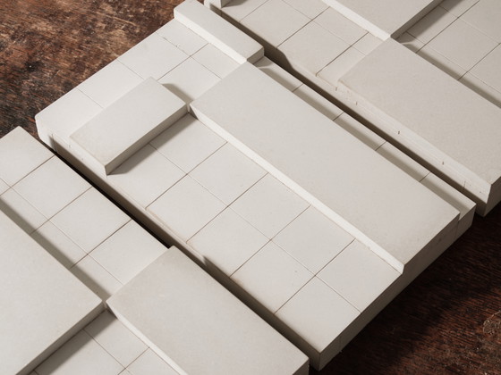 Image 1 of 3 oggetti da parete brutalisti