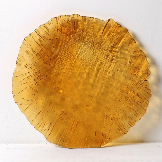 Image 1 of Vintage amberkleurig glazen bord: Pavel Panek Jute Schaal / Rudolfova Hut' / Tsjechië / 1977