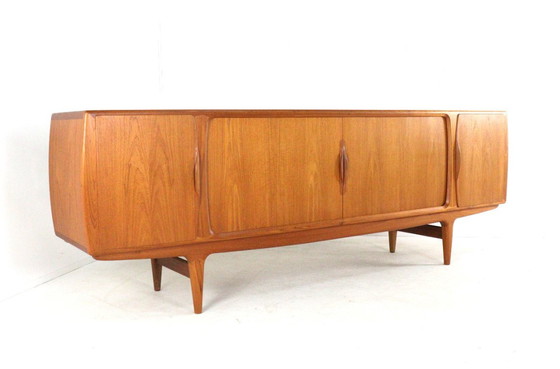 Image 1 of Johannes Andersen pour Uldum mobelfabrk buffet vintage