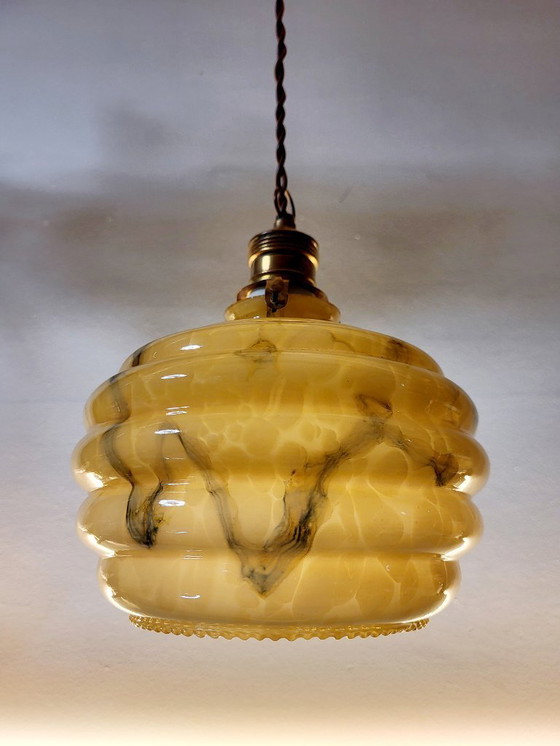 Image 1 of Art Deco Opaline Glazen Hanglamp, Gemarmerd, Messing, Jaren 1930