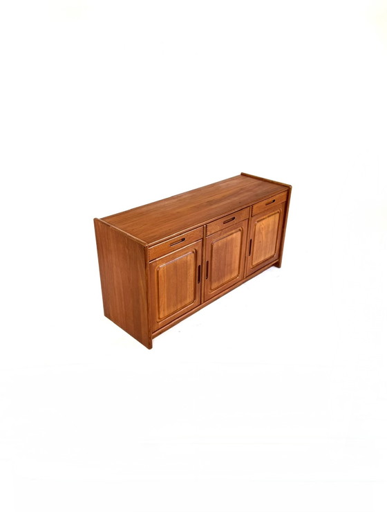 Image 1 of Vintage Danish teak sideboard, Dyrlund '80