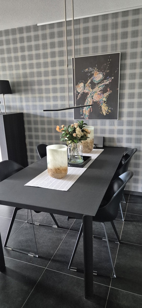 Montel Table with 4 Eames Bucket Chairs – Dining set, Metal (photo 3 of 15)