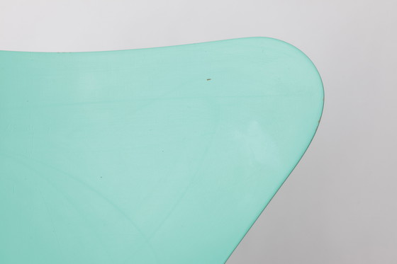 Image 1 of Iconic Series 7 Chair by Arne Jacobsen – Turquoise Lacquer, Original Fritz Hansen