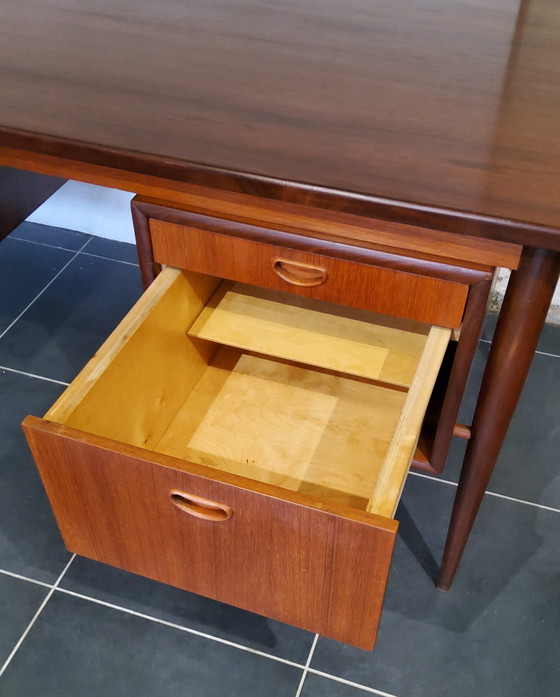 Image 1 of Oswald Vermaercke Office - V-Form - Belgium