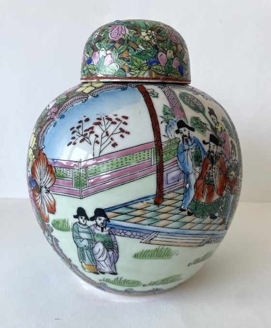 Image 1 of Vintage Chinese ginger jar/lidded jar Famille Rose