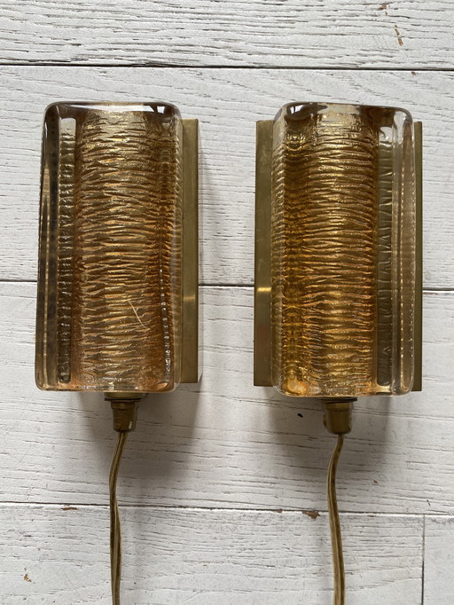 Wandlampen van glas en messing. Vitrika