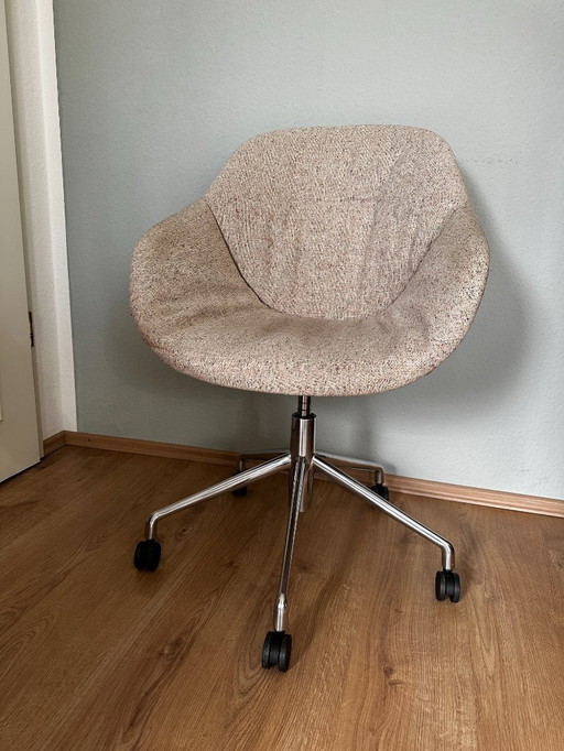 Hay AAC 155 Soft Duo - achterkant van cognacbruin leer.