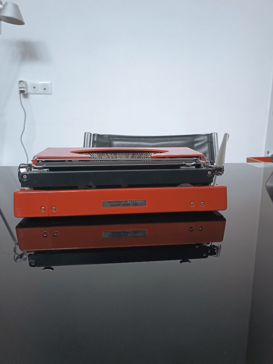 Image 1 of Silver Reed typemachine van Silver Seiko Ltd 1978