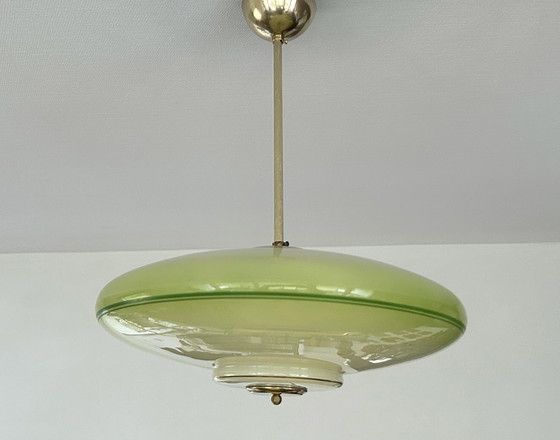 Image 1 of Lampe pendante Art Déco en verre vert