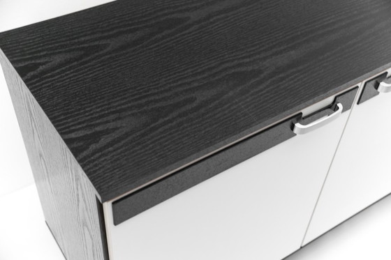 Image 1 of Credenza Space Age in bianco e nero, anni '60