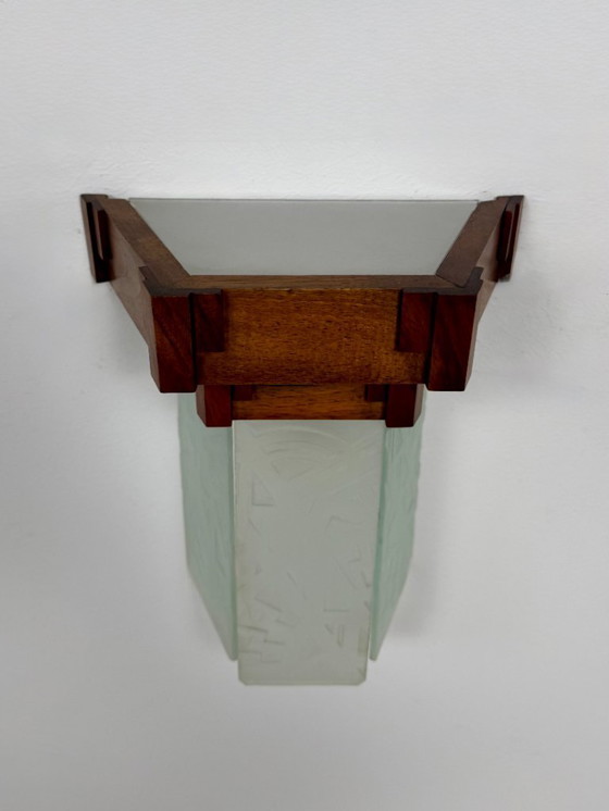 Image 1 of Vintage modernist art deco wall sconce, oak and frosted glass, France, 1930
