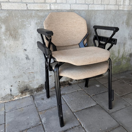Image 1 of Set aus 6 Designstühlen (achteckig) + 2 Tischen - Fröscher, 1980er Jahre