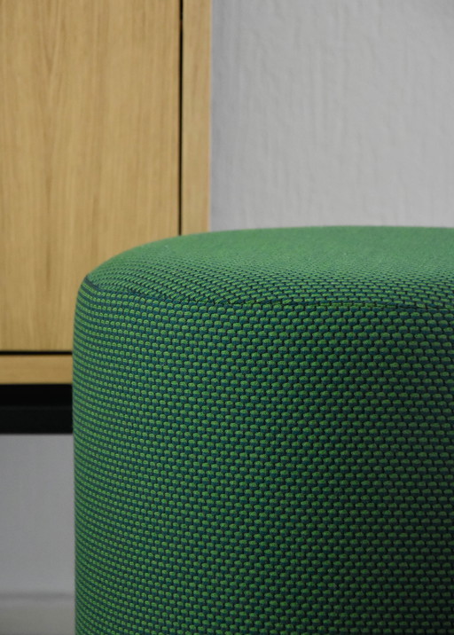 Round green pouf in Kvadrat Drop fabric - Ø37cm x H40 cm