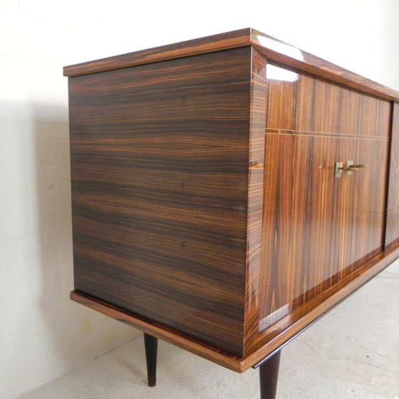 Image 1 of Dressoir M. Delahaye, 2,2 m lang, jaren 60