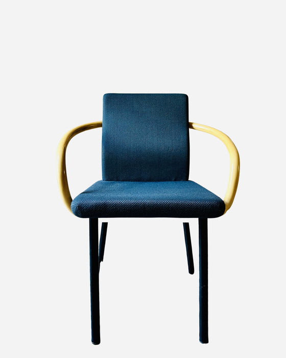 Image 1 of 4x Mandarin stoel van Ettore Sottsass voor Knoll, 1986 - Blauwe stof, armleuningen in bamboelook