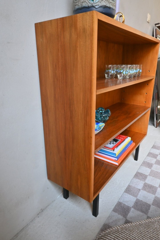 Image 1 of Libreria vintage – impiallacciatura in teak, stile metà secolo