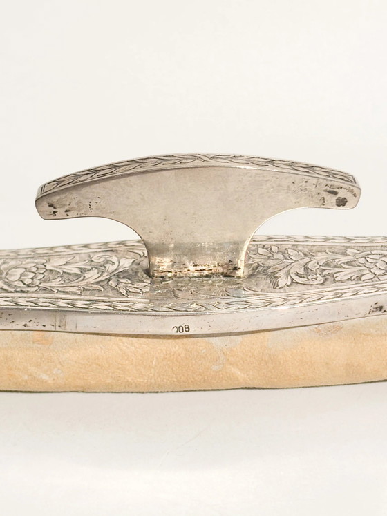 Polissoir à ongles ancien en argent 800, fin du XIXe siècle – Objets déco, Leather, Suede (photo 4 of 7)