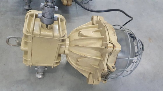 Image 1 of 2 lampes industrielles XL style cage, lampe d'usine, lampe de bunker, style vintage rétro