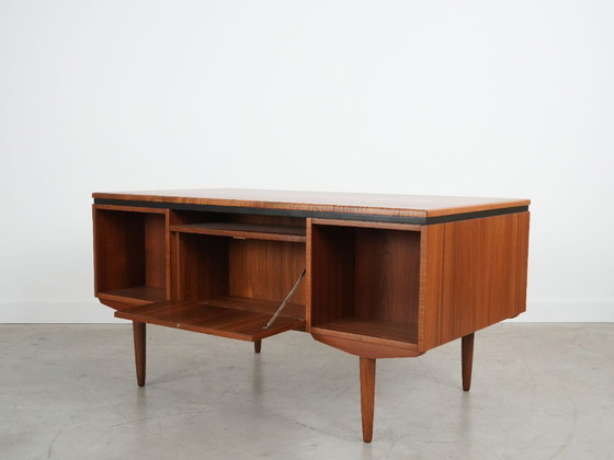 Image 1 of Bureau en teck, design danois, années 1960, designer : J. Svenstrup