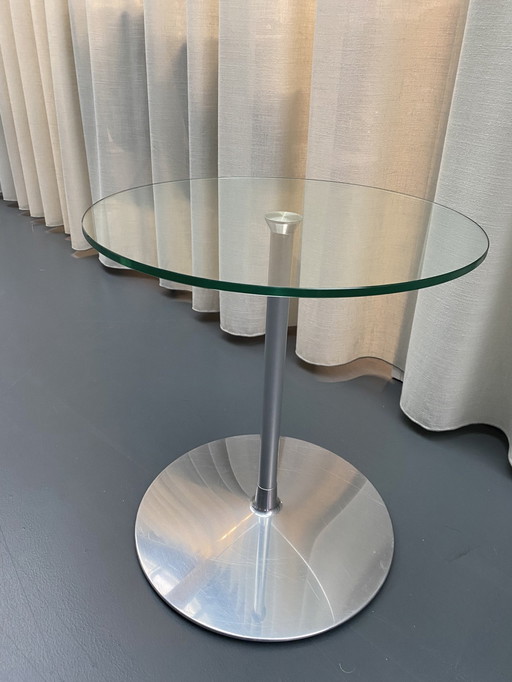 Table d'appoint circulaire Artifort