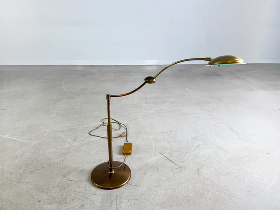 Image 1 of Lampada da tavolo del Midcentury lampada da scrivania in ottone vintage 1960