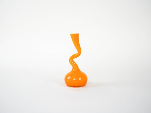 Orange vase, Swing Vase, Danish design, manufactured by Normann Copenhagen, designed by Britta Bonnesen