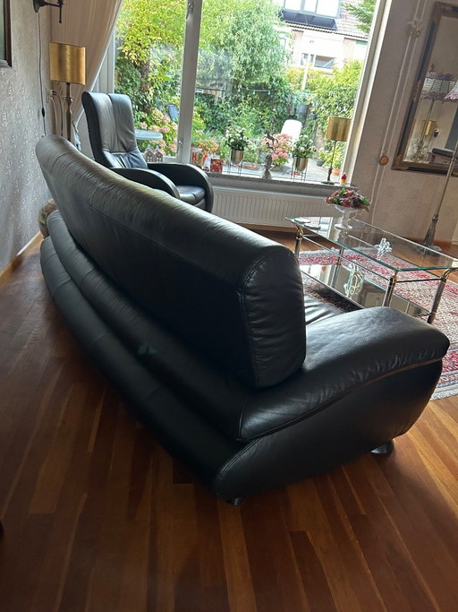 Designer Black Leather Sofa (3-Seater) and Two Matching Black Leather Chairs (Recliner) – 3 5 zitsbanken