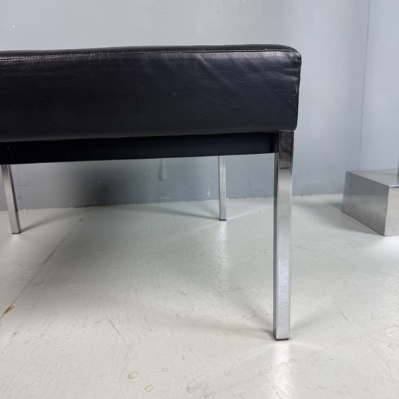 Image 1 of Mid Century modern hocker zwart leer/chroom