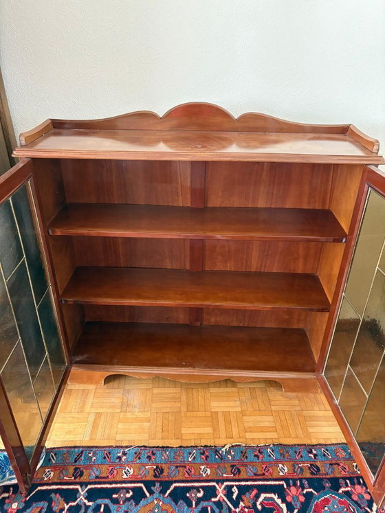Bibliothèque/vitrine pratique en bois avec portes vitrées – Wood (photo 8 of 9)