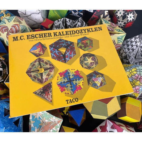 Image 1 of M.C. Escher Kaleidozyklein-Buch mit Origami-Entwürfen