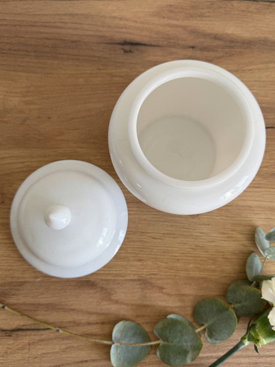 Image 1 of Boîte apothicaire Avon