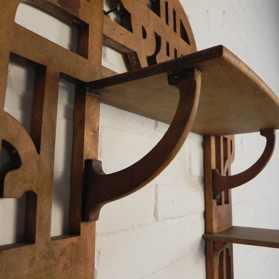 Image 1 of Appendiabiti da parete in stile Liberty, etagere, anni '20