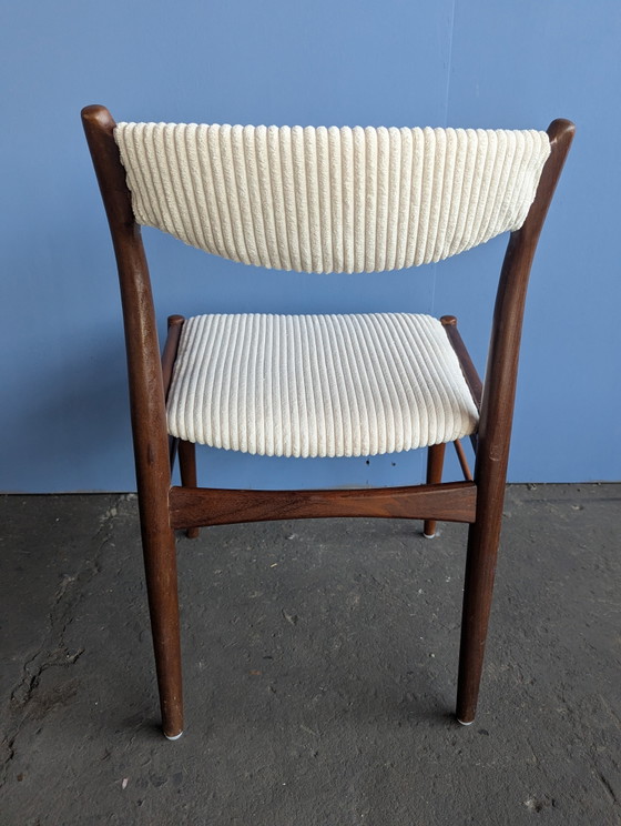 Image 1 of Midcentury Deense teak stoel- nieuwe boucle stof