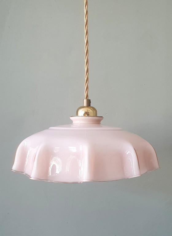 Vintage French pendant lamp - pastel rose opaline glass. – Metal (photo 6 of 15)