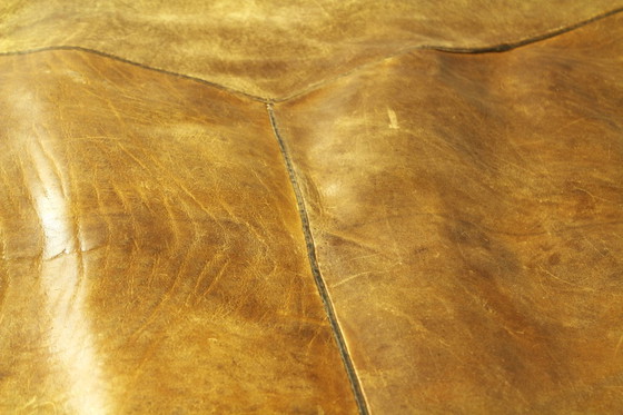 Image 1 of Colchoneta de gimnasio de cuero, década de 1930 III