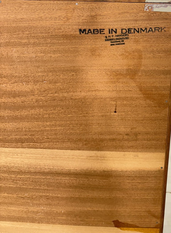 Image 1 of Deens teakhouten dressoir van HP Hansen – Woonkamerkast in mid-century stijl uit de jaren 60