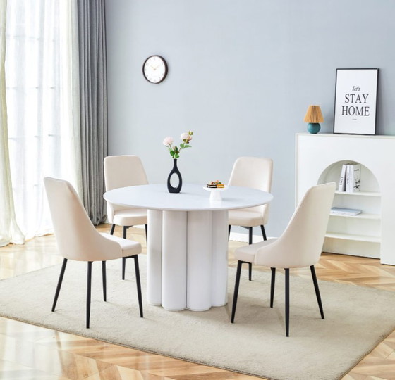Image 1 of Mesa de comedor Flower White: diseño moderno y elegante