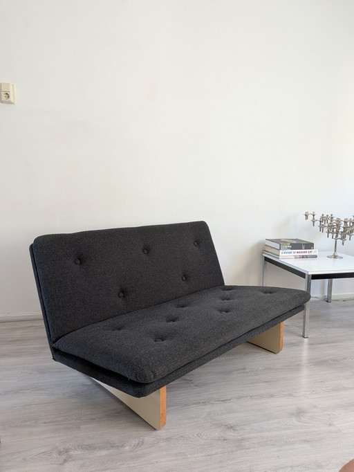 Vintage Artifort C671 2-seater by Kho Liang Ie