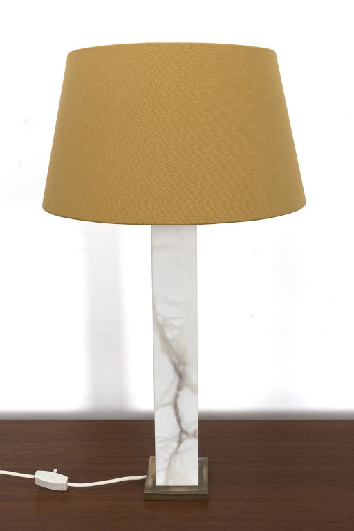 Lampe de table en marbre