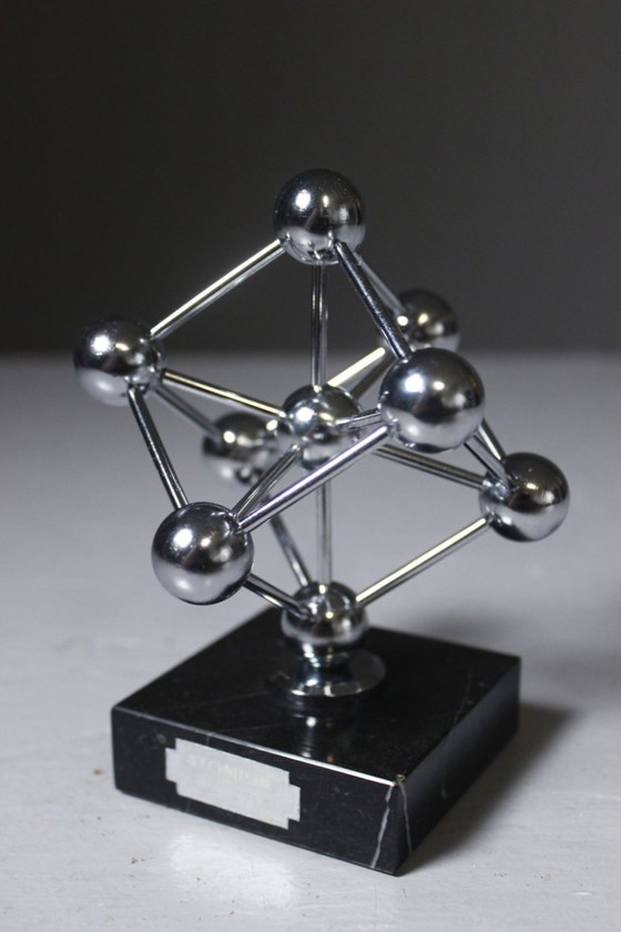 Vintage Atomium Beeldhouwkunst chroom & marmer Wereldtentoonstelling 1958 – Steen, Metaal (photo 2 of 6)