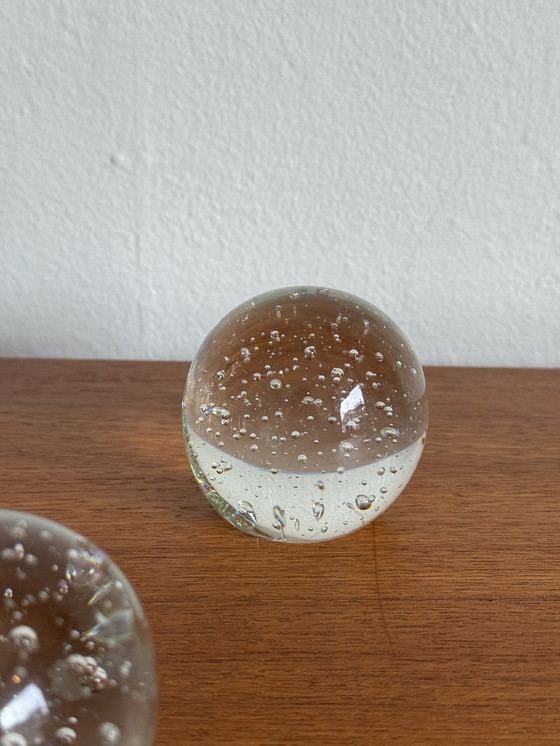 Image 1 of Bubble-Glas-Set: einzelne Blumenvase + 2 Briefbeschwerer – minimalistisch & skulptural