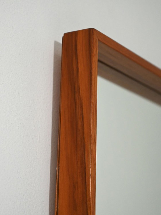 Image 1 of Zweedse teakhouten spiegel uit de jaren 1950-1960