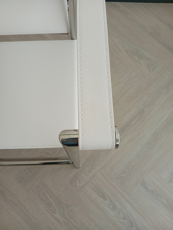 Image 1 of Le Corbusier Lc1 réplica blanco nuevo