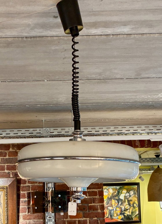 Suspension lumineuse Vintage ronde blanche et chrome – Metal, Plastic (photo 5 of 7)