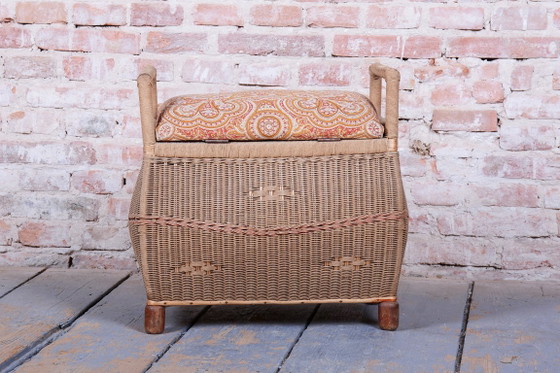 Original Art Deco Stool, Wood, Hemp, Well-Preserved Condition, Czech, 1940s – Footstools & poufs, Textile (photo 11 of 13)