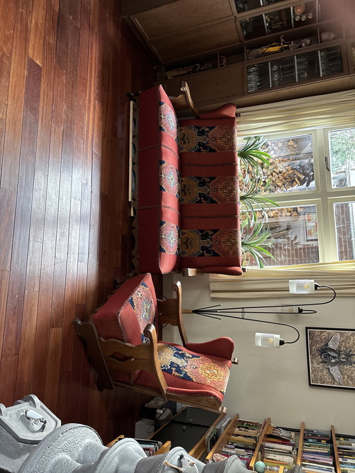 Antique 1930s sofa in new condition