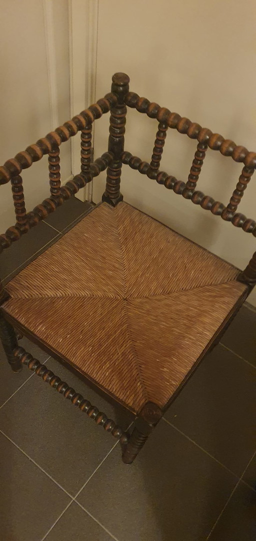 1x Original Bobbin Corner Chair